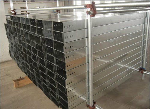 Máng cáp Inox giao đến công trình Máng cáp Inox giao đến công trình
