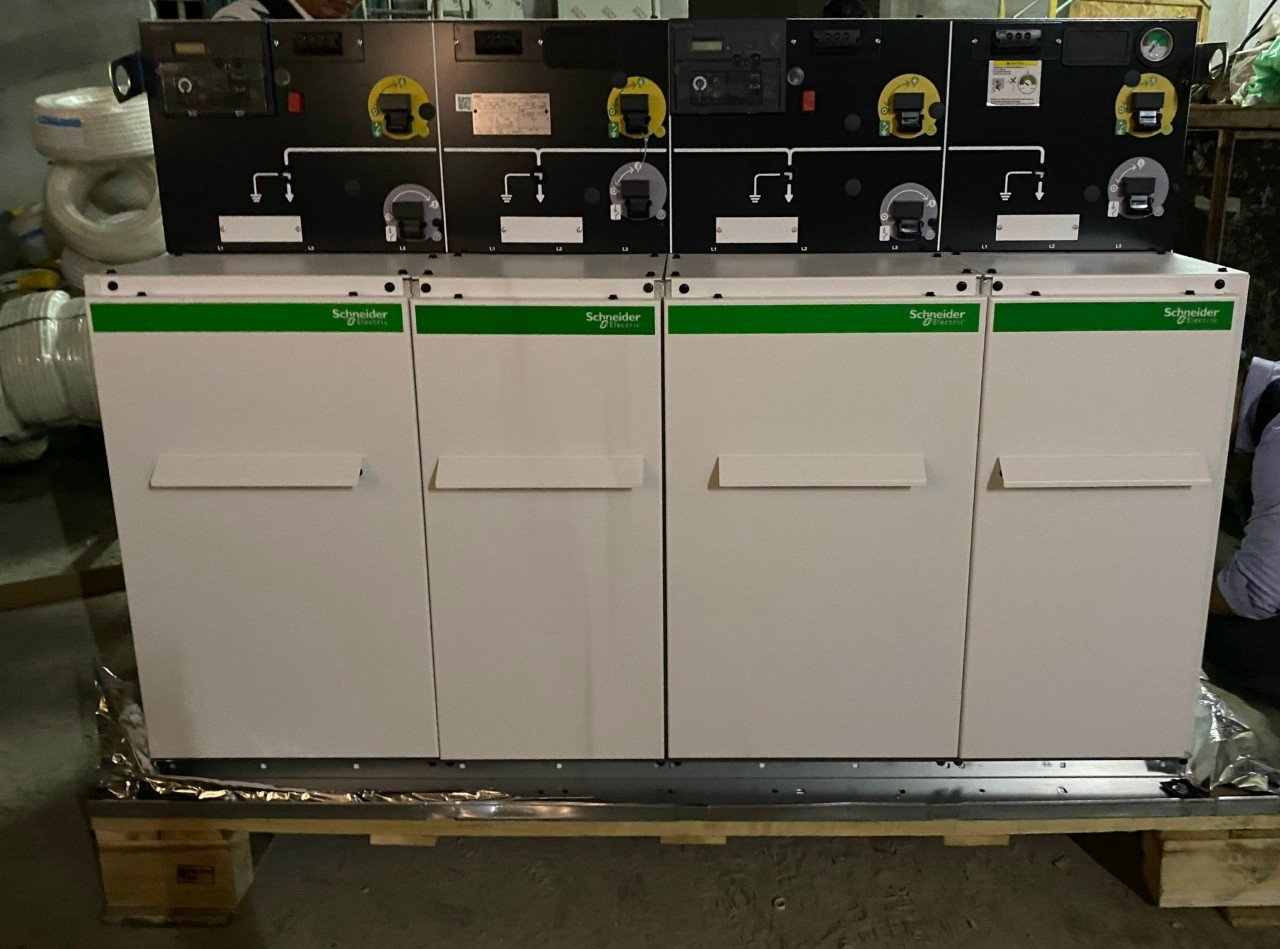 Tủ RMU Schneider Tủ RMU Schneider 4 ngăn